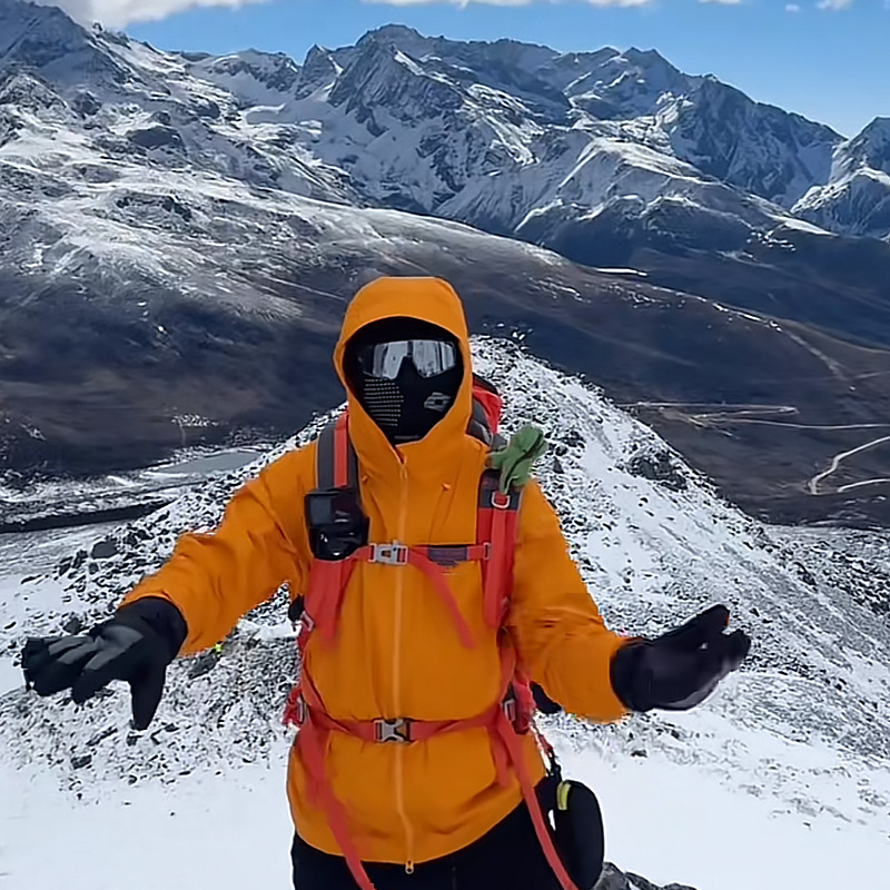 Kailas Style Softshell Jacket for Women, Fleece-Lined and Thickened, Single-Layer Waterproof Coat for Hiking and Cycling, Mountaineering Jacket for Men