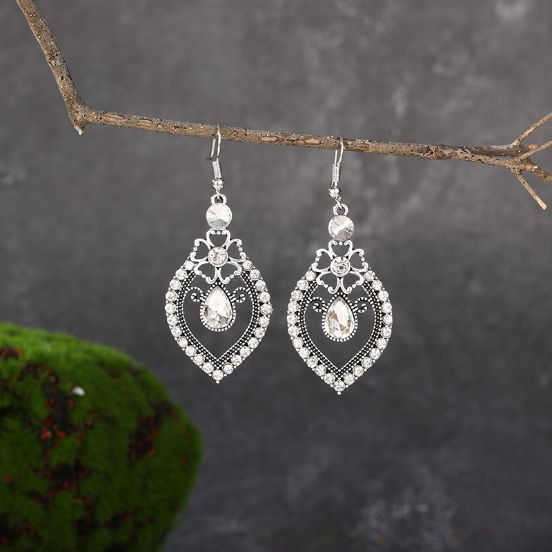 New Water Drop-shaped Full Diamond Fashion Ball Alloy Earrings display picture 5