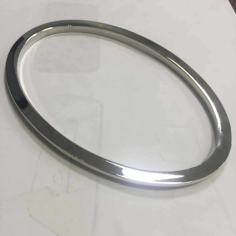 Wholesale Die-Cast Environmentally Friendly Zinc Alloy Oval Photo Frame Panel Metal Electroplated Silver Frame Home Manufacturer Creative Picture Frame