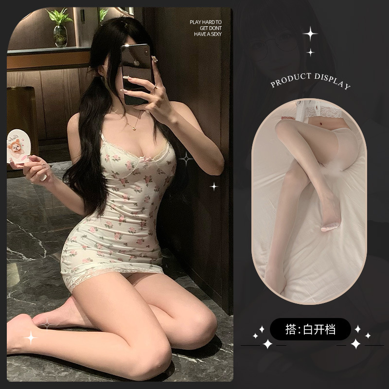 작은 꽃무늬 [가슴 패드 없음] + 흰색 오픈 양말