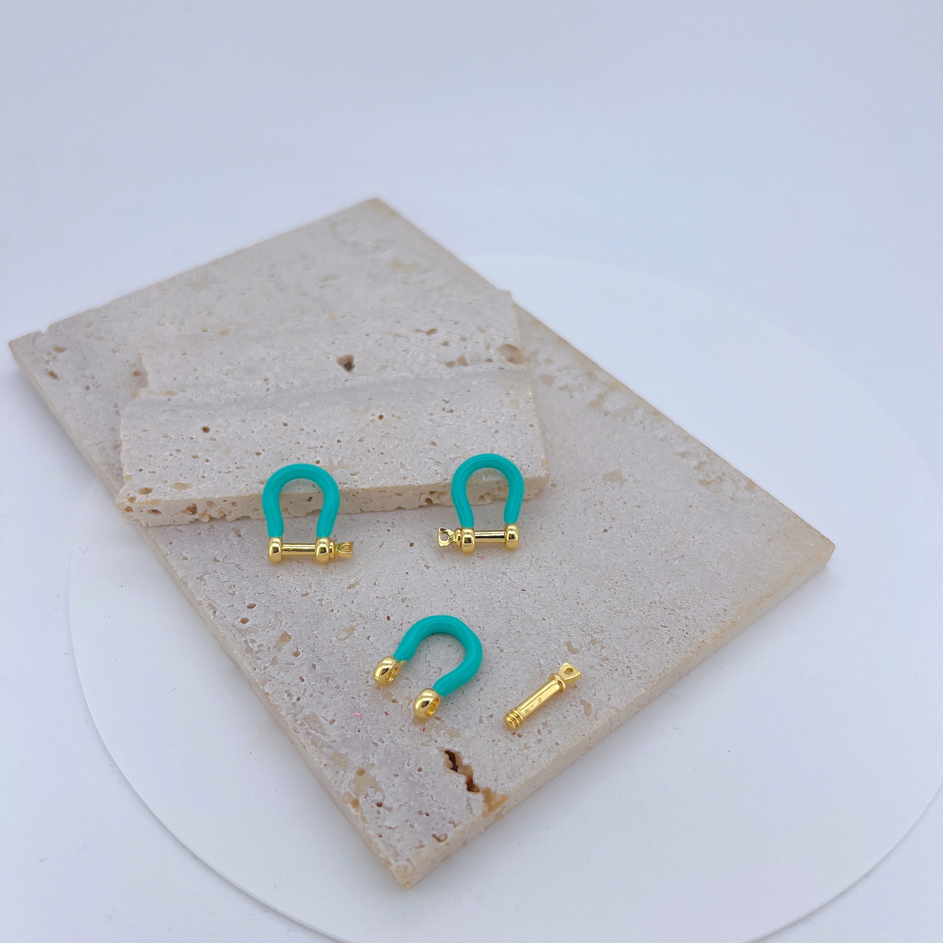 1 Piece 15*18.7mm Copper U Shape Jewelry Buckle Jewelry Accessories display picture 9