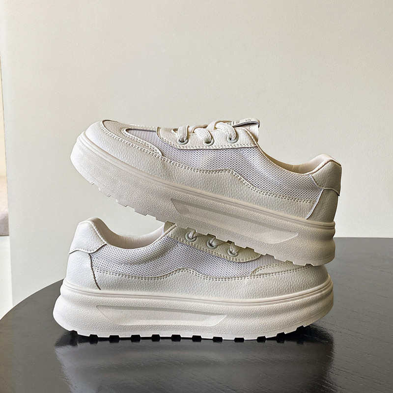 Zapatos blancos de boca baja retro mujeres 2025 verano nuevos zapatos individuales zapatos blancos huecos transpirables casuales de fondo plano mujeres