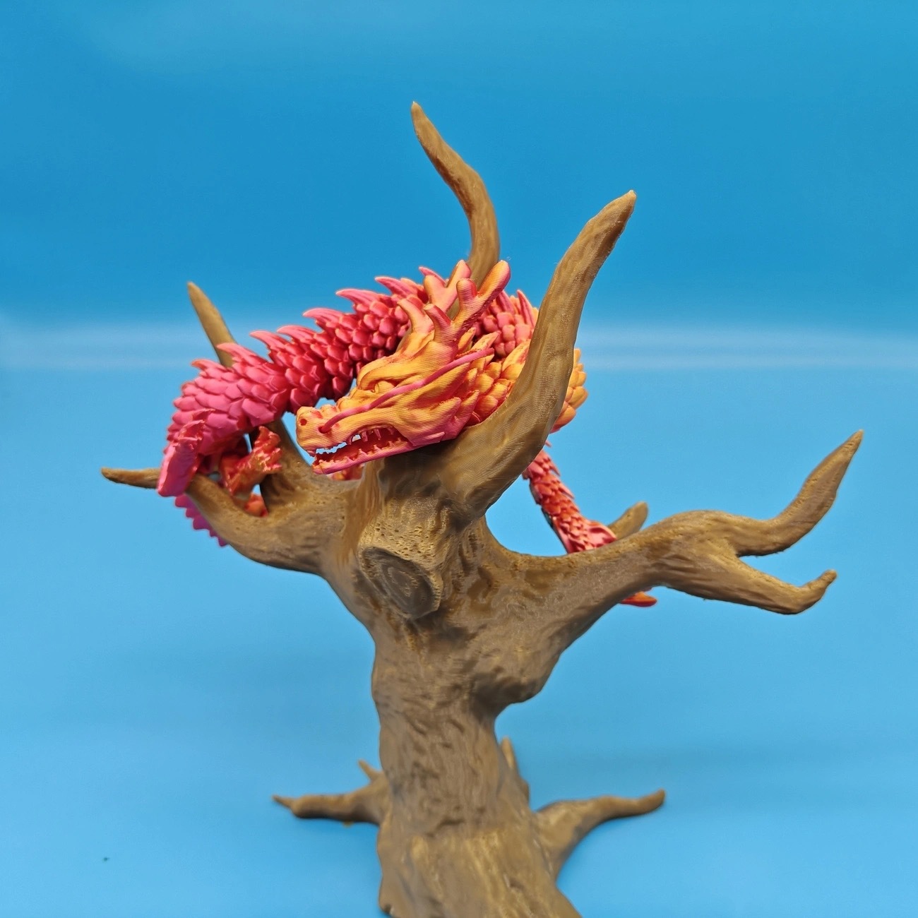 Modelo de Dragón Articulado en 3D de PLA Decorativo para Fiestas