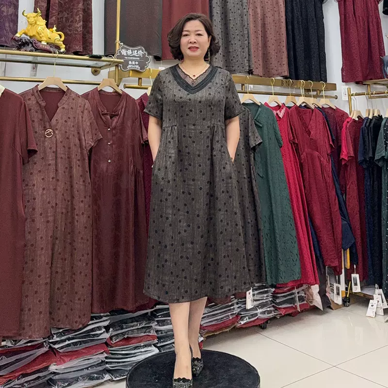 大牌高端桑蚕丝连衣裙茧型轻奢中老年2025年新款大码宽松连衣服群
