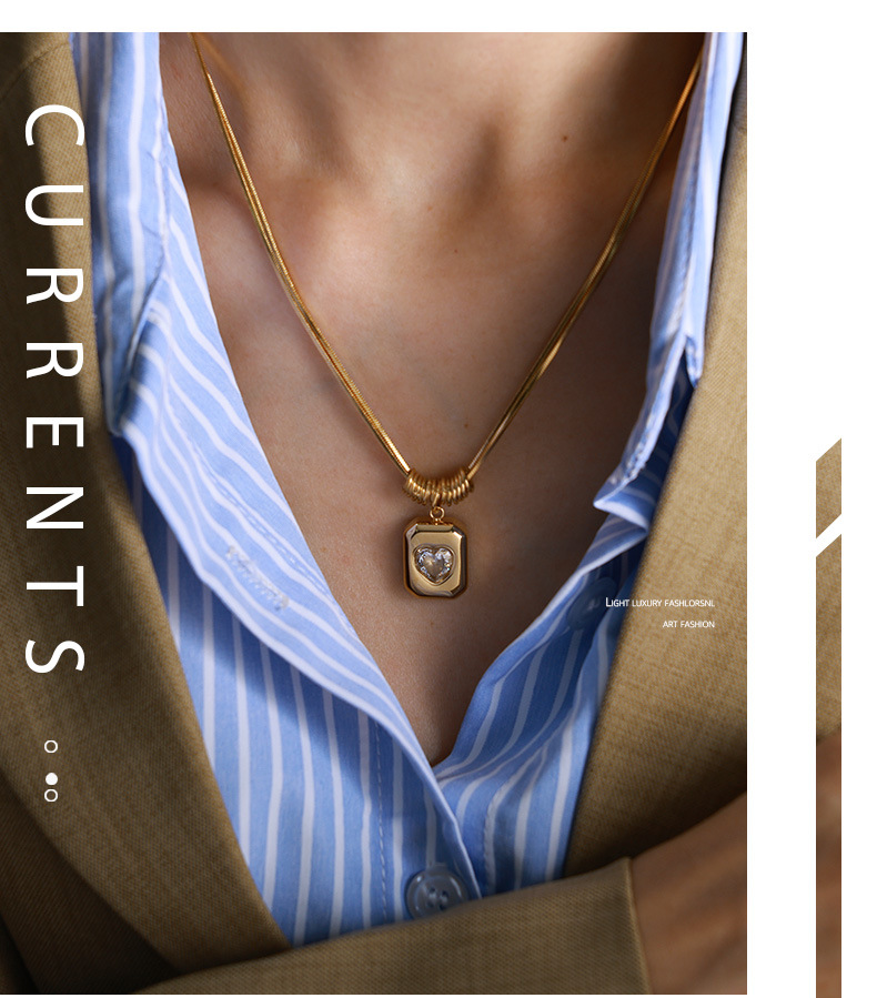 Retro Heart Double Layer Necklace Geometric Pendant Chain Gold_voghion.com