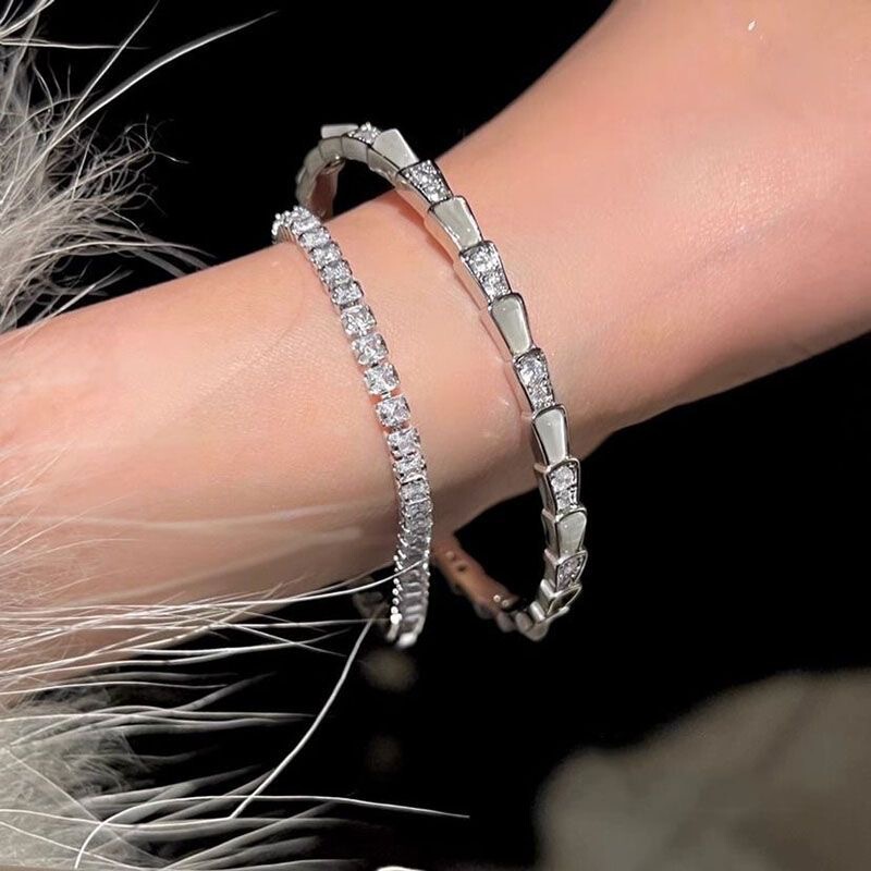 Fritillaria Snake-shaped Snake Bone Bracelet Flash Diamond Texture Bracelet Zircon Ins Light Luxury Open silver Adjustable Bracelet Fritillaria Snake-shaped Snake Bone Bracelet Flash Diamond Texture Bracelet Zircon Ins Light Luxury Open silver Adjustable Bracelet