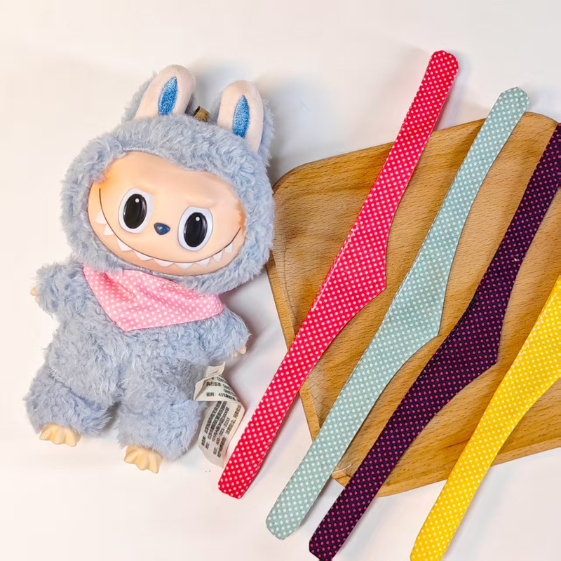 4Th Generation Mini Labubu Triangle Saliva Towel Small Scarf Baby Clothes Kt Small Accessories 10-20cm Universal Small Scarf