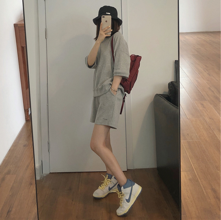 Super Popular Cec Waffle Two-Piece Set for Women with Elastic Waist Wide-Leg Shorts Short-Sleeved T-Shirt Summer Loose Casual Suit Trendy