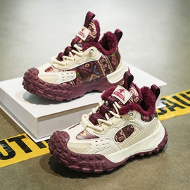 童运动鞋;童板鞋;童凉鞋