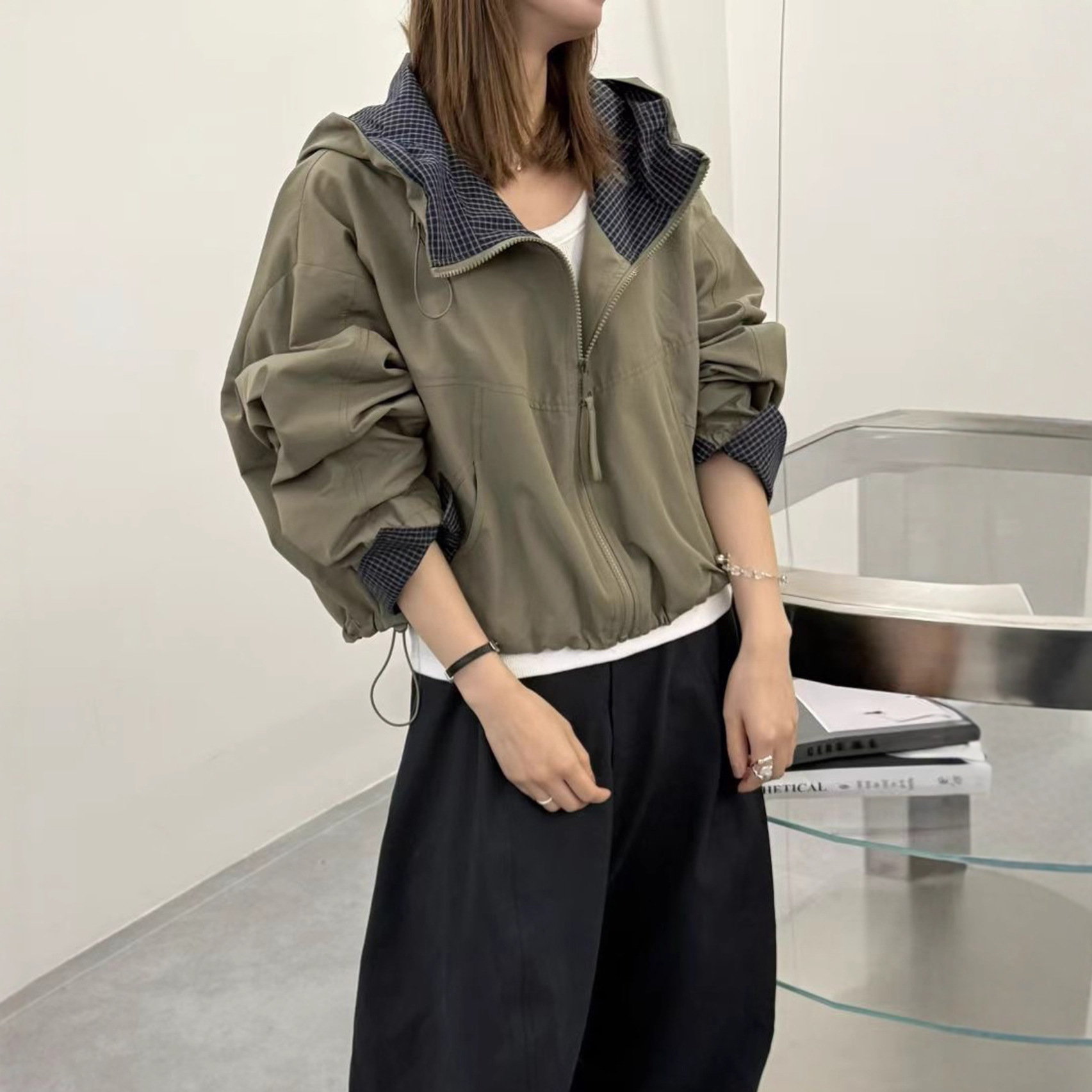 Beige Lapel Cap Jacket for Women 2025 Winter Loose Casual Versatile Petite Windproof Jacket Top 7345