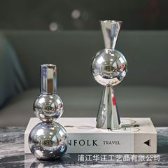 ヨーロッパのライト高級シルバーひょうたん型クリスタル燭台装飾品モダンなシンプルなモデルルームの家の装飾
