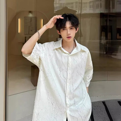 Yuppie-style Ice Silk Short-Sleeve Shirt for Men: Summer Thin High-End Top with Metallic Texture, Casual Cool & Stylish Outerwear