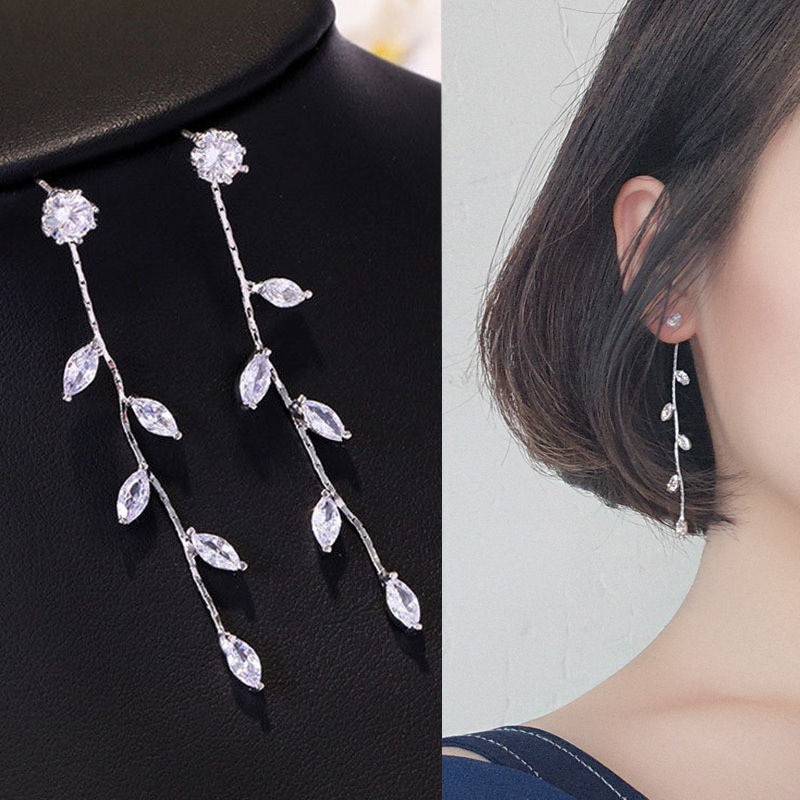 New Minimalist Style Willow Leaf Earrings for Women, Korean Style Studs, Elegant and Simple Long Tassel Ear Pendants, Ear Clips, Ear Accessories