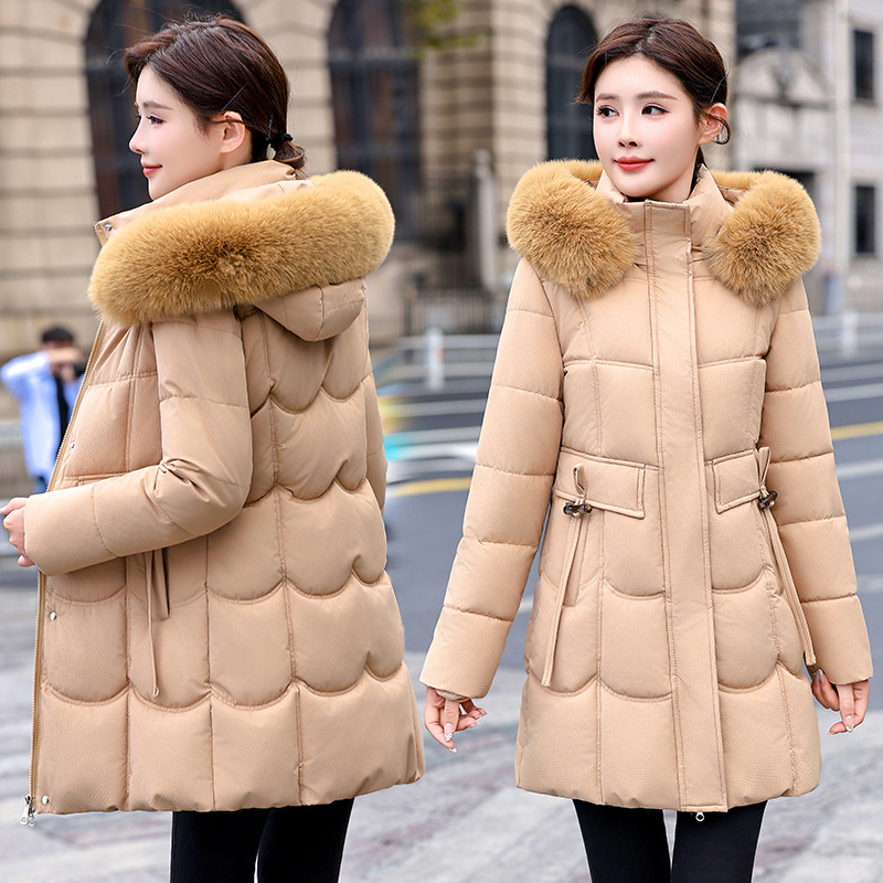 Gran cuello de cabello nueva chaqueta de algodón 2025, chaqueta de invierno media y larga chaqueta de algodón encapuchado cintura cuerda delgada y gruesa ropa de algodón mujer
