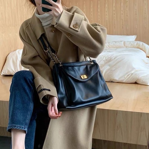 2024 cross-border new Korean style fashion large capacity simple ins retro shoulder bag versatile single shoulder diagonal large bag for women