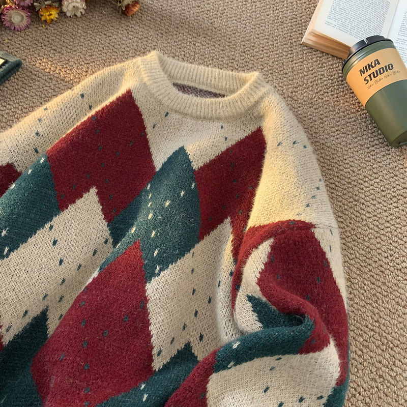 American Retro Rhomboid Christmas Sweater Men's and Women's Winter Fashion Brand High-end Sense Lazy Inner Knitted Sweater Couple's Top