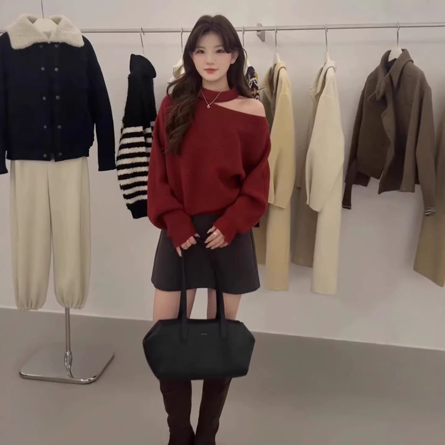 계약~가을/겨울 신상 디자인 감각 스카프 오프숄더 서양식 단색 긴팔 니트
