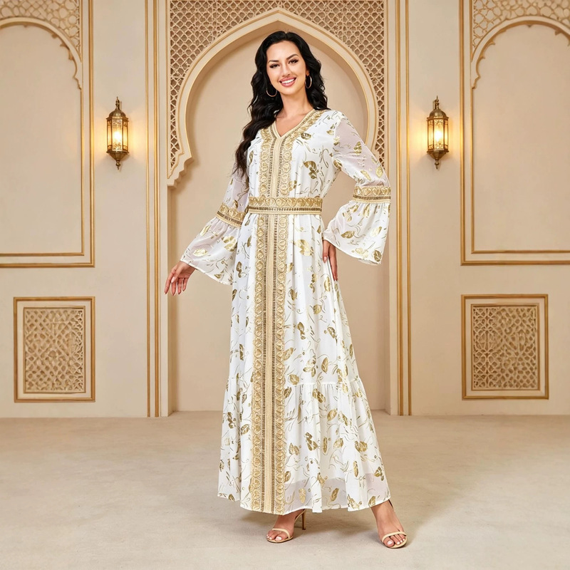2026 European and American foreign trade cross-border autumn new dress, plus size party gown, printed with rhinestones, vintage ethnic style 2026 European and American foreign trade cross-border autumn new dress, plus size party gown, printed with rhinestones, vintage ethnic style