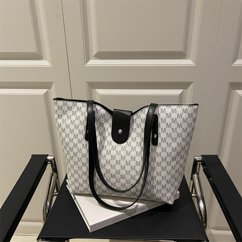 Bolsa de brazo de gran capacidad, bolso de viaje de moda, bolso de hombro casual, bolso de moda coreano 2025.
