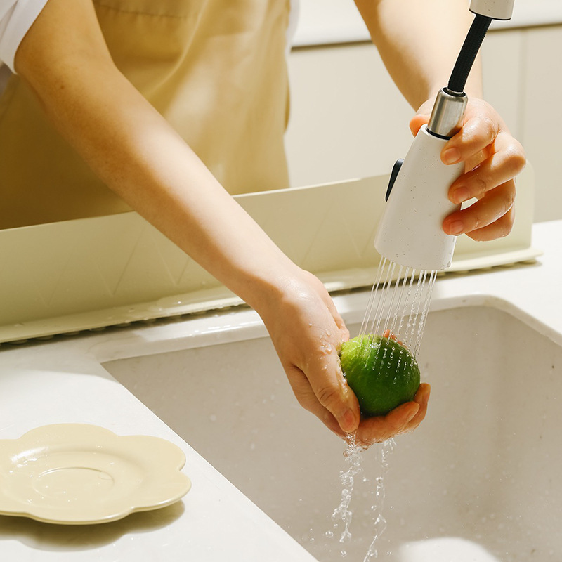 クリエイティブな北欧スタイルのキッチン用防水バリア、高さのある飛沫防止防水ストリップ、多機能パンチフリーシリコン防水バリア|undefined