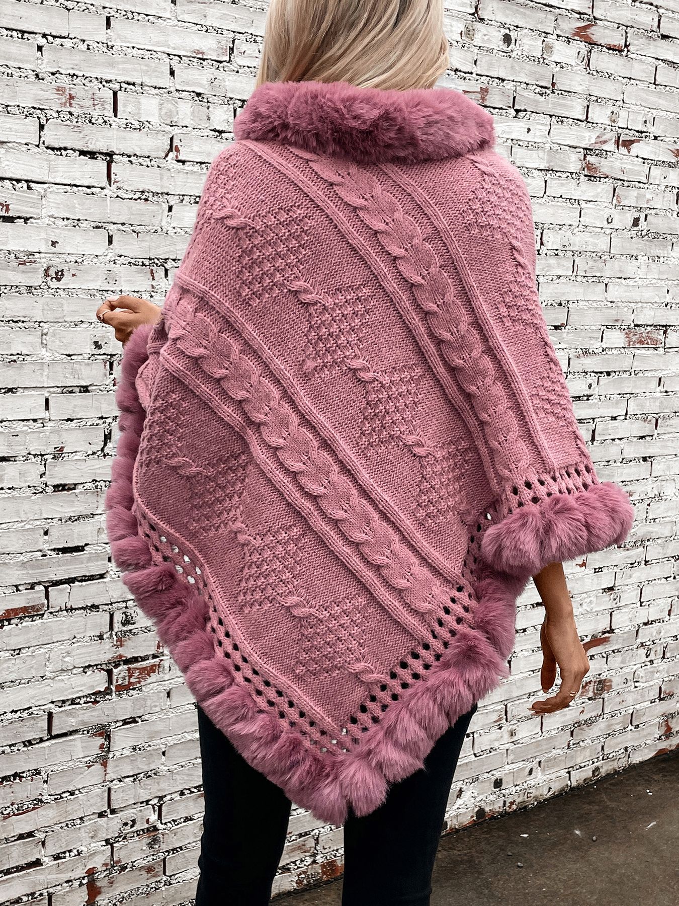 Damenbekleidung Nieselregen Lose Große Größe Herbst Und Winter Warmer Kaninchenfellkragenmantel Neue Grobe Zopfmusterpulloverjacke_voghion.com