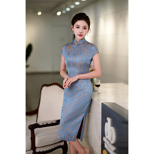 Fashionable elegant cheongsam