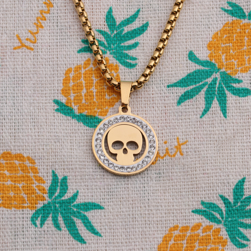 Stainless Steel Material Jewelry New Products Full Of Diamond Skull Pendant Necklace