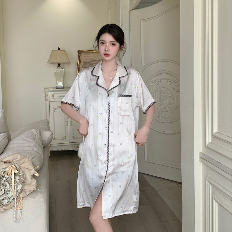 New Sweet Printed Short-Sleeved Ice Silk Nightgown for Women, Pure and Alluring Style, Can Be Worn Outside, Thin Ice Silk Pajamas Shirt Dress