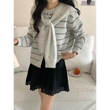 带披肩开衫毛衣外套女2025冬季新款软糯圆领短款条纹针织衫两件套