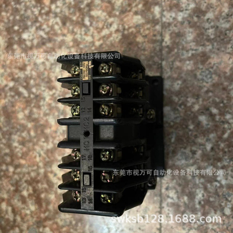 SRC3938-06M 销售日本富士交流接触器110V现货实物拍摄优惠议价