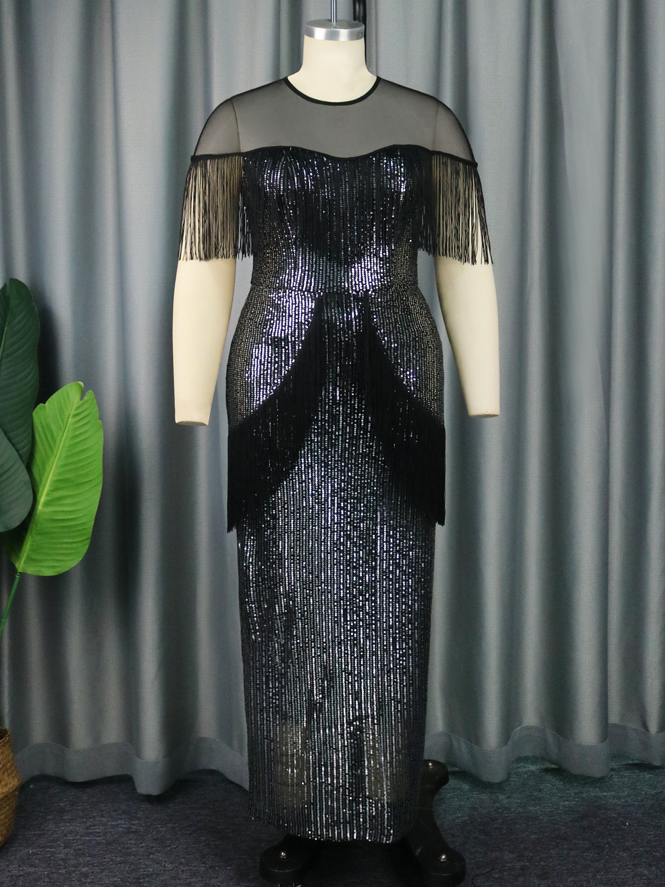 Dameskleding designer pailletten jurk perspectief stiksels kwast feest avondjurk jurken_voghion.com