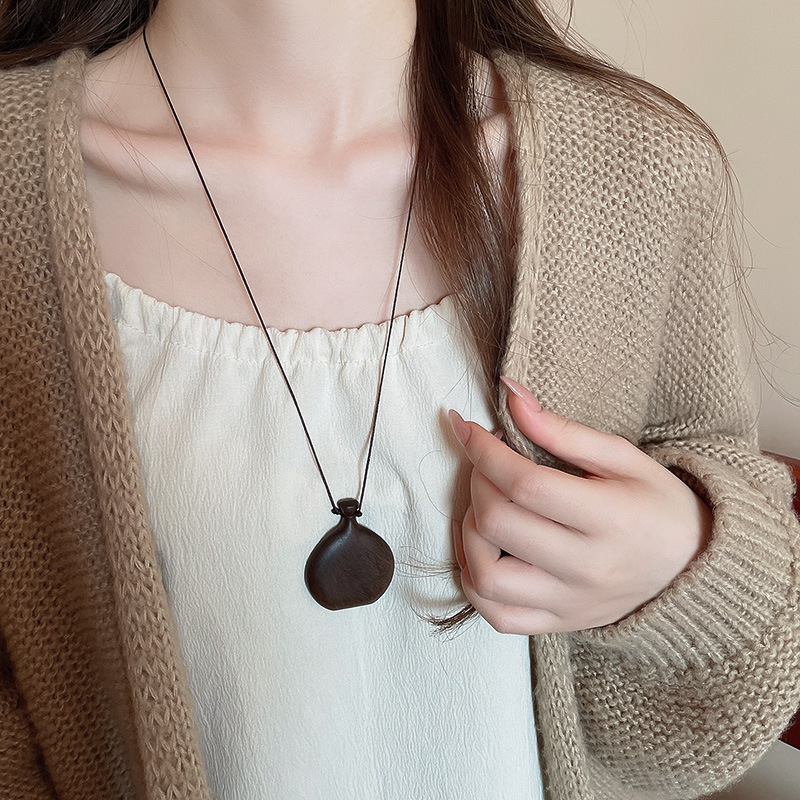 45# necklace-coffee color