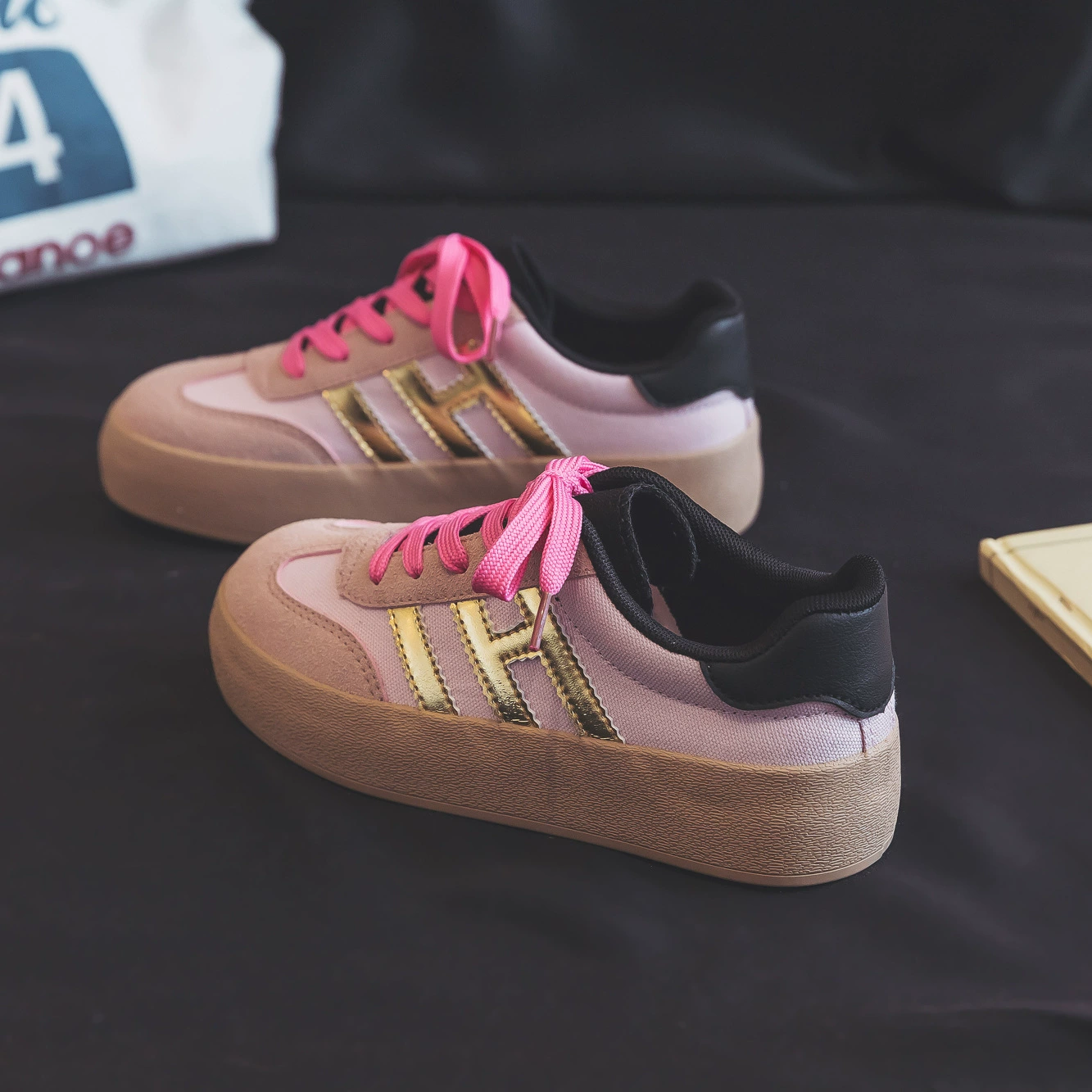 В наличии винтажные немецкие тренировочные туфли для досок, женские весенне-летние парусиновые туфли, женские универсальные розовые туфли на платформе H1005