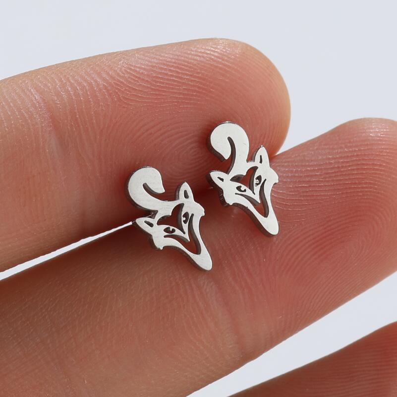 1 Pair Fashion Fox Lion Titanium Steel Plating Hollow Out Ear Studs display picture 3