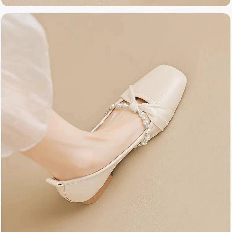 Little Xiangfeng Mary Jin 2025 квадратная голова светлая жемчуг новая женская обувь плоская подошва мягкая юбка французская одиночная обувь