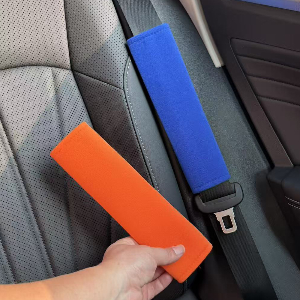 Protector de Hombro para Cinturón de Seguridad de Terciopelo Suave para Automóvil image 2