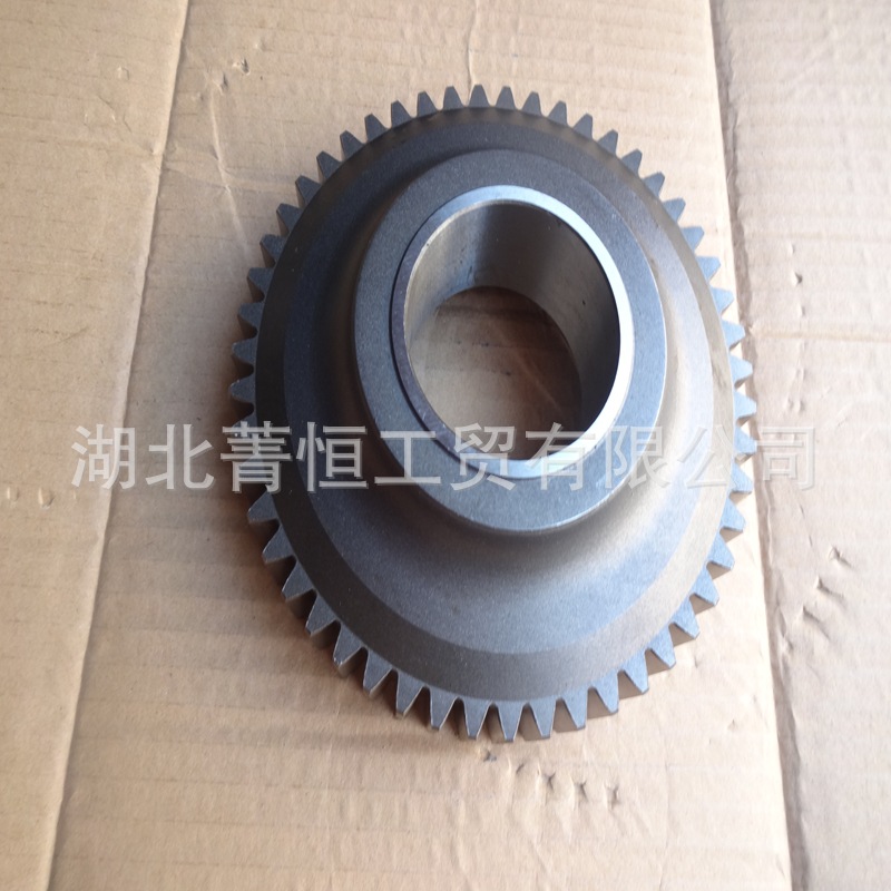 Dongfeng Brings up the Output Shaft Gear D5010372200 of the Cement Mixer Truck