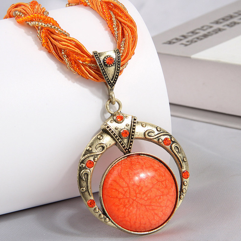1 Fashion Bohemian Style Round Dream Pendant Simple Fine Rice Bead Elegant Ladies Necklace
