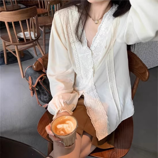 Lace Trim Tencel Shirt for Women, Spring and Autumn Style, V-Neck, Thin Shirt, Casual High-End Top Lace Trim Tencel Shirt for Women, Spring and Autumn Style, V-Neck, Thin Shirt, Casual High-End Top