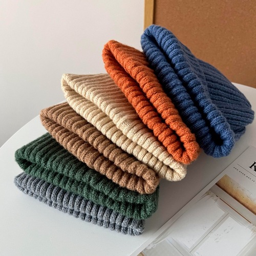 Women's All-Match Ins-Style Trendy Knitted Thick & Warm Wool Hat for Autumn and Winter – Available in Solid Colors, Including a Classic Black Cone Top Design for Men