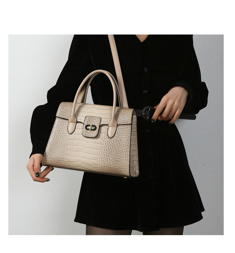 1325g Weight Polyester Lining Material Sewing Thread Fashion Element Zipper Closure Type Double Handle , Sling Strap Strap Type Crossbody Bag Bags Type Casual, Business, Daily Occasion Pu Leather Material Crocodile Pattern All Seasons Season Women's Gender Elegant Style Square Shape Women's Pu Leather Crocodile Elegant Sewing Thread Square Zipper Crossbody Bag 14