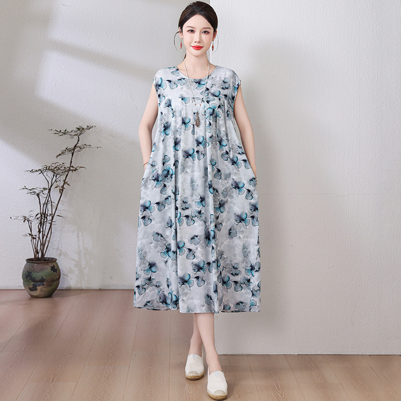 お母さんの綿のシルクのワンピースの半袖の中で老年の夏服の大きいサイズの婦人服は太ってゆったりしている人工綿のスカートの女性をプラスします。|undefined