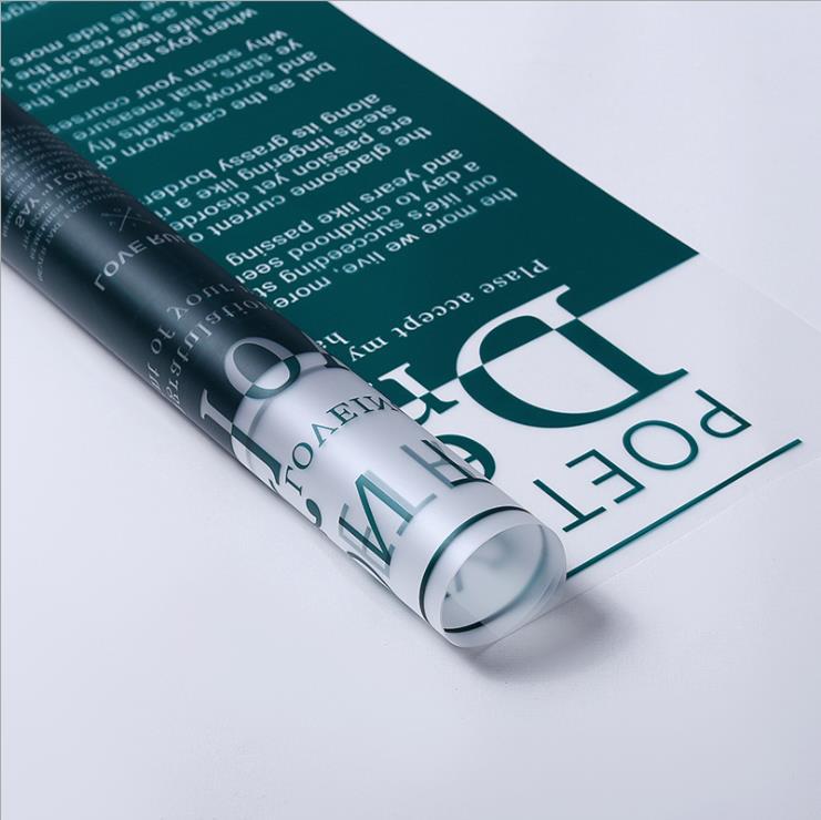 Fabricante de fiestas de flores al por mayor nuevo patrón de amor de San Valentín papel de embalaje de flores floristería translúcida ramo de flores