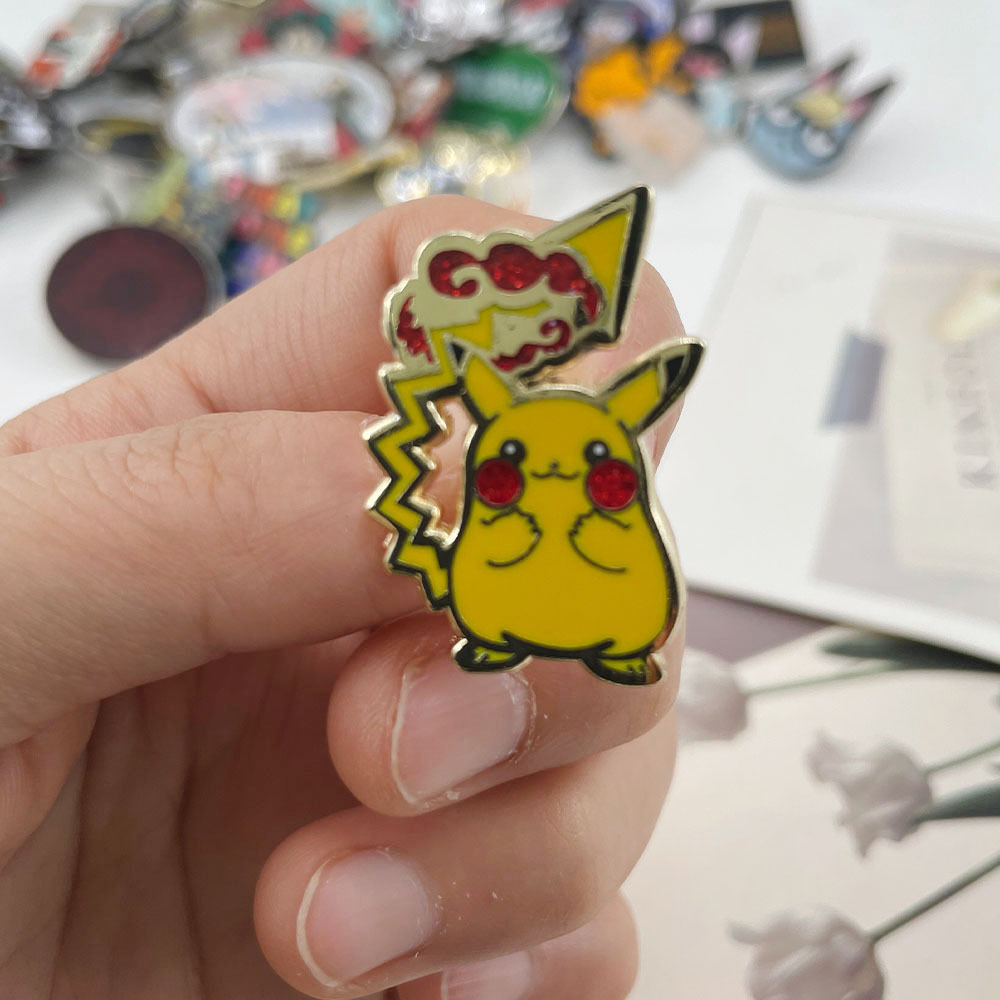 Shiny Elf Enamel Brooch Cute Anime Badge Cartoon-Inspired Brooch Novelty and Interesting Backpack Decoration
