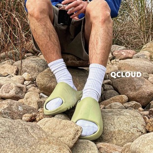 Spring and Autum Towel Socks Men's Cotton Socks Mid-Length Socks Winter Thickeneded White Socks Sports Socks Sweat-Absorbent and Deodorant