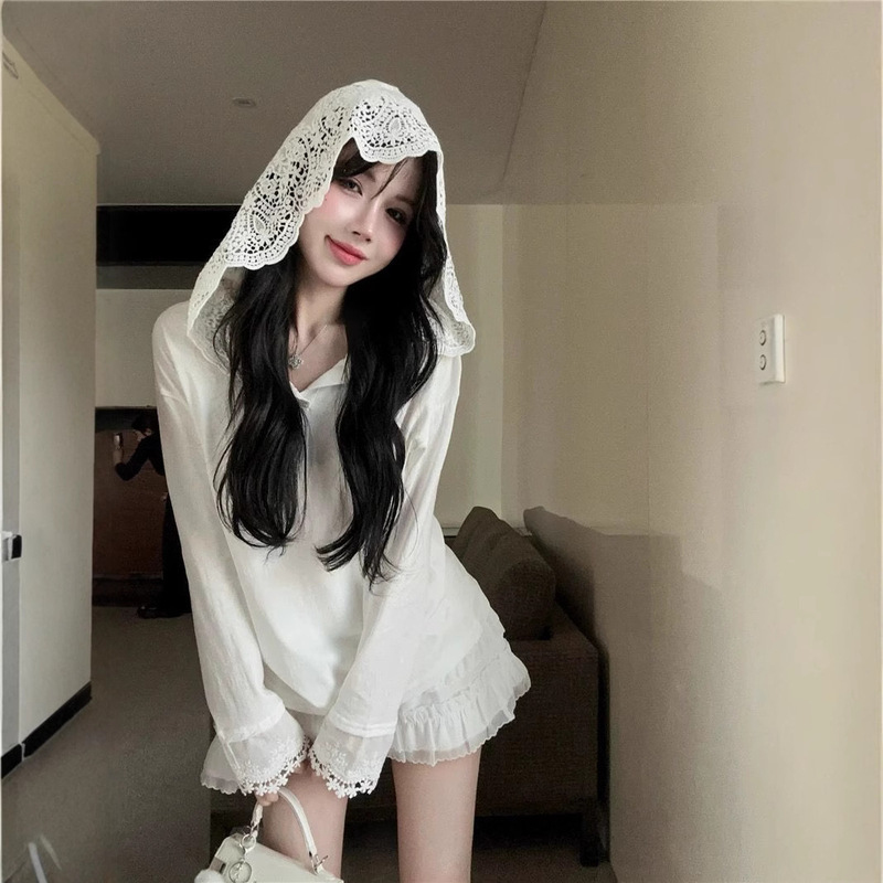 Pure Desire Elegant Crochet Lace Stitching Hooded T-shirt Loose Casual All-match Beautiful Unique Beautiful Inner Top Pure Desire Elegant Crochet Lace Stitching Hooded T-shirt Loose Casual All-match Beautiful Unique Beautiful Inner Top