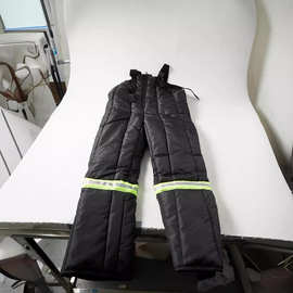 厂家现货直供背带裤棉裤男冷库保暖连体工作服加厚夹棉防水防寒服