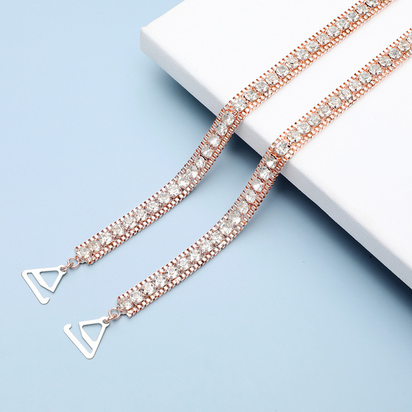 Universal adjustable straps