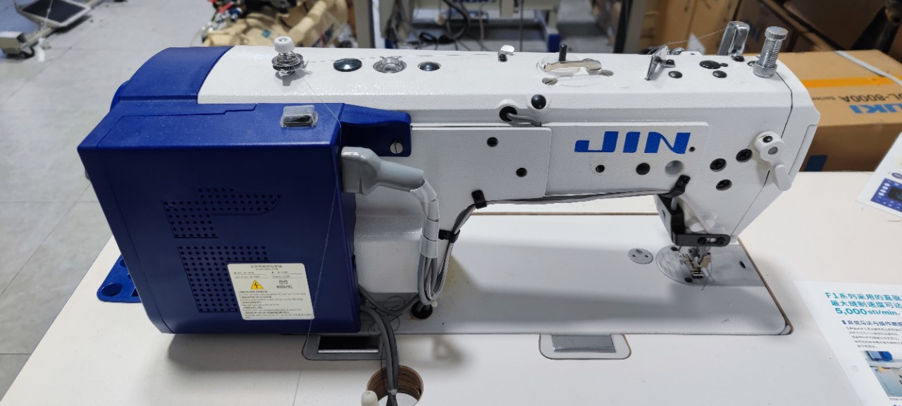 Mayorista japonés JUKI máquina pesada marca de computadora JIN paso a paso máquina de coser automática máquina de coser industrial