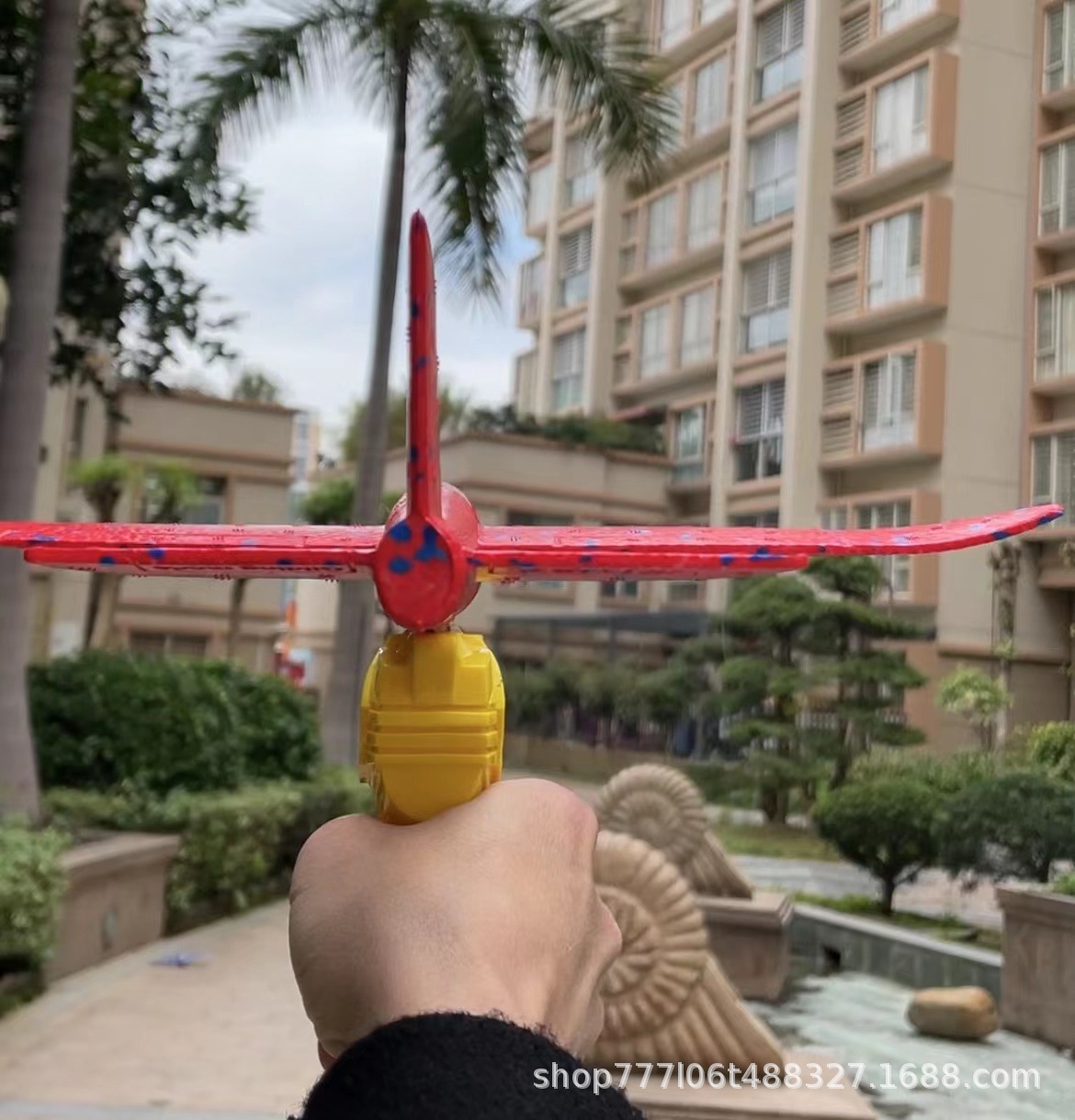 38035ed2fa20d1c33795f79ae7ae7f